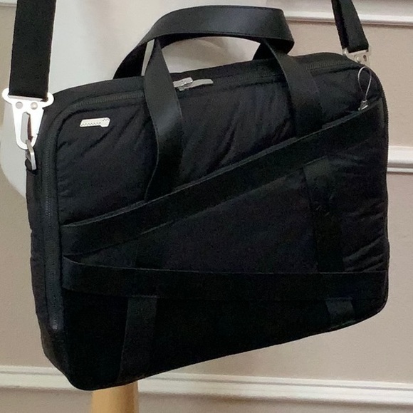 Spyder BRIEFCASE w/ strapping - Picture 11 of 16